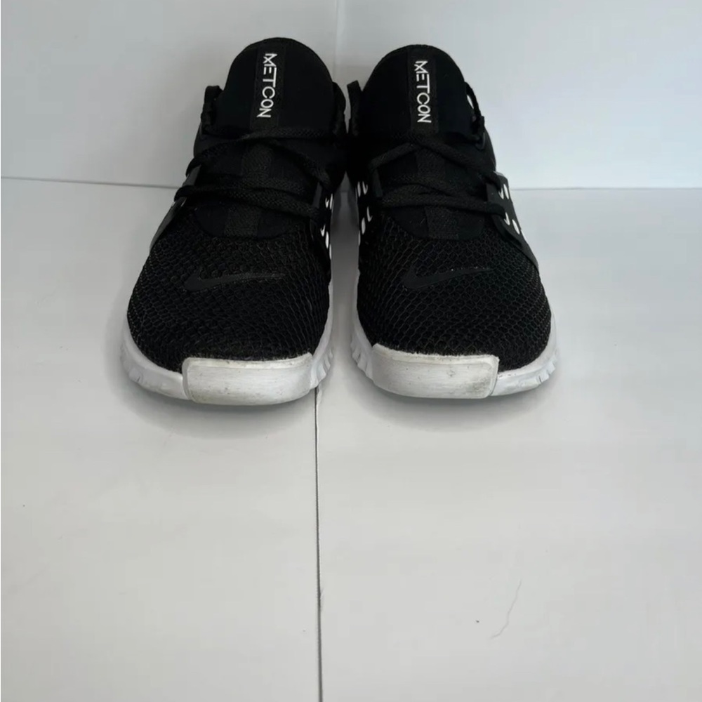 Womens Nike Metcon Sneakers Size 6.5